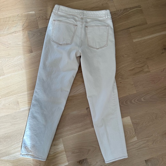 Talbots everyday relaxed white Jeans - Picture 5 of 5